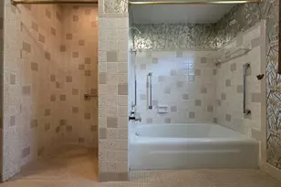 6730 Manchester Dr, Greendale, WI 53129 - Photo 20