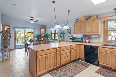 2138 S 22nd St, Manitowoc, WI 54220 - Photo 14