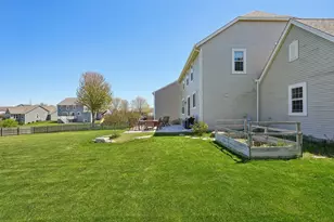 1842 Windrush Dr, Port Washington, WI 53024 - Photo 38
