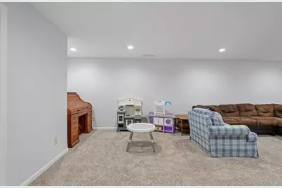 1842  Windrush Dr, Port Washington, WI 53024 - Photo 34