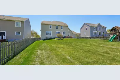 1842  Windrush Dr, Port Washington, WI 53024 - Photo 36