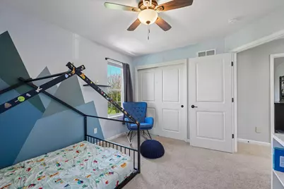 1842  Windrush Dr, Port Washington, WI 53024 - Photo 20