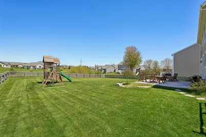 1842  Windrush Dr, Port Washington, WI 53024 - Photo 40