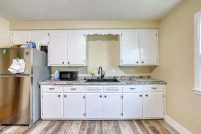 8508 W Keefe Ave, Milwaukee, WI 53222 - Photo 16
