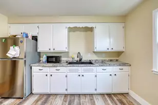 8508 W Keefe Ave, Milwaukee, WI 53222 - Photo 16