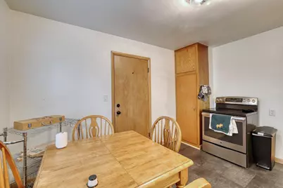 8508 W Keefe Ave, Milwaukee, WI 53222 - Photo 8