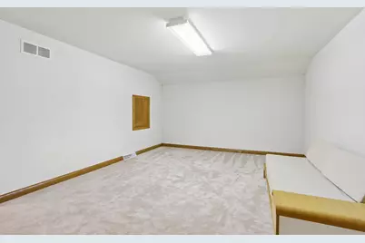 18910 W North Ave #A, Brookfield, WI 53045 - Photo 24