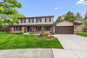 800 Sweetbriar Ct, Waukesha, WI 53186 - Photo 50