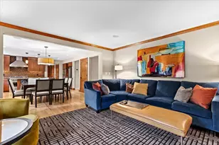 800 Sweetbriar Ct, Waukesha, WI 53186 - Photo 14