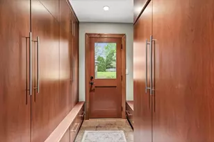 800 Sweetbriar Ct, Waukesha, WI 53186 - Photo 30