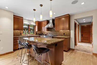 800  Sweetbriar Ct, Waukesha, WI 53186 - Photo 22