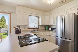 3117 N Main St, Racine, WI 53402 - Photo 12