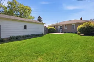 3117 N Main St, Racine, WI 53402 - Photo 28