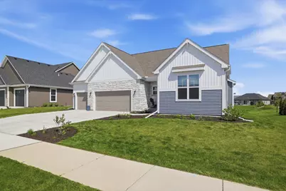 1242  Green Tree Dr, Oconomowoc, WI 53066 - Photo 26