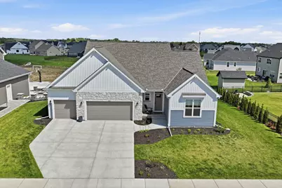 1242  Green Tree Dr, Oconomowoc, WI 53066 - Photo 32