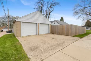516 Menomonee Ave, South Milwaukee, WI 53172 - Photo 4