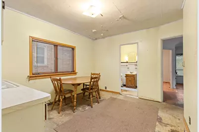515 S 94th Pl, Milwaukee, WI 53214 - Photo 6