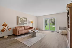 125 N University Dr, West Bend, WI 53095 - Photo 14