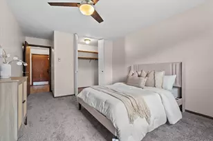 125 N University Dr, West Bend, WI 53095 - Photo 10