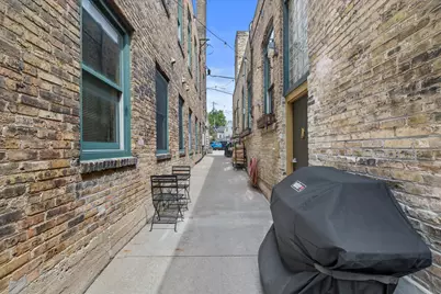 314 E Lincoln Ave #11, Milwaukee, WI 53207 - Photo 46