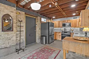 314 E Lincoln Ave, Milwaukee, WI 53207 - Photo 2