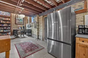 314 E Lincoln Ave, Milwaukee, WI 53207 - Photo 6