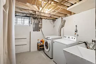938 Cleveland Ave, Racine, WI 53405 - Photo 24