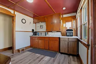 944 Detroit St, Sheboygan Falls, WI 53085 - Photo 18