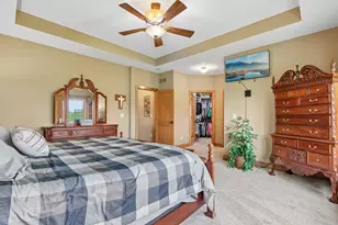 W287N990 Bedouin Ct, Delafield, WI 53188 - Photo 28