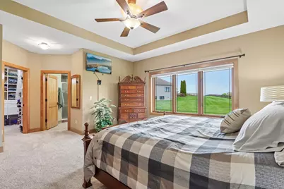 W287N990  Bedouin Ct, Delafield, WI 53188 - Photo 26
