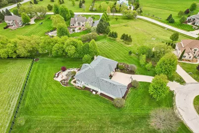 W287N990  Bedouin Ct, Delafield, WI 53188 - Photo 64