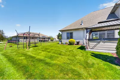 2726  Avalon Ct, Racine, WI 53406 - Photo 44