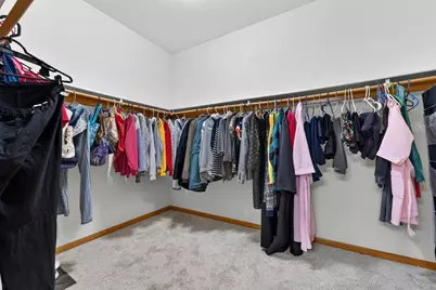 1631  Rolling Green Dr, Racine, WI 53406 - Photo 18
