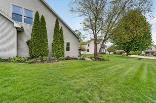 1631 Rolling Green Dr, Racine, WI 53406 - Photo 38