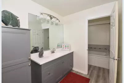 41 E Campus Ct, Racine, WI 53402 - Photo 18