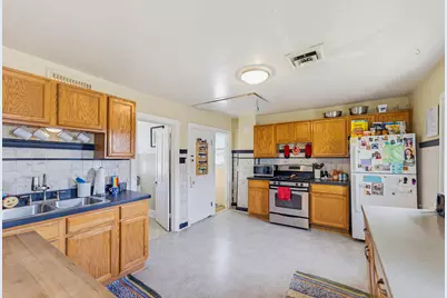 2350 S Lenox St #2352, Milwaukee, WI 53207 - Photo 22