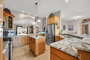 W125S8568 Country View Ct, Muskego, WI 53150 - Photo 14