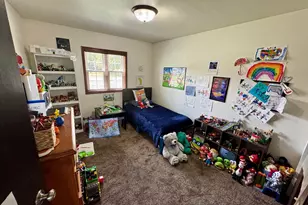 1012 Meadow St, Watertown, WI 53094 - Photo 10