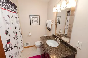 4123 N 95th St, Wauwatosa, WI 53222 - Photo 24