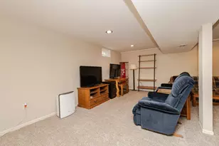 4123 N 95th St, Wauwatosa, WI 53222 - Photo 42