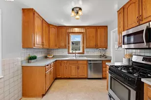 2421 Mohr Ave, Racine, WI 53405 - Photo 12