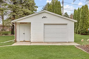 4319 N 50th St, Sheboygan, WI 53083 - Photo 24