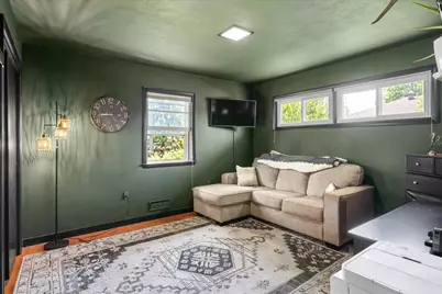 2115  Sisson Dr, La Crosse, WI 54601 - Photo 10