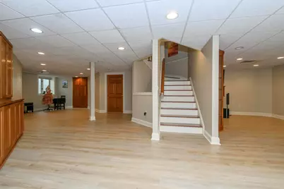 10935 N Oriole Ln, Mequon, WI 53092 - Photo 44