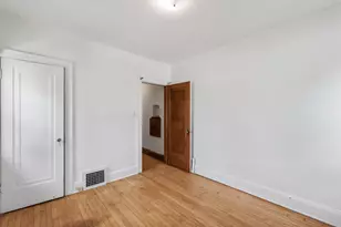 3493 N Humboldt Blvd, Milwaukee, WI 53212 - Photo 16