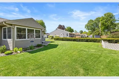 2247  Sisson Dr, La Crosse, WI 54601 - Photo 24