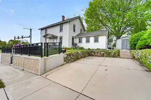 102 N Jefferson St, Racine, WI 53185 - Photo 26
