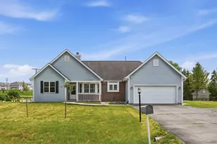 N56W18034 Evergreen Ln, Menomonee Falls, WI 53051 - Photo 1