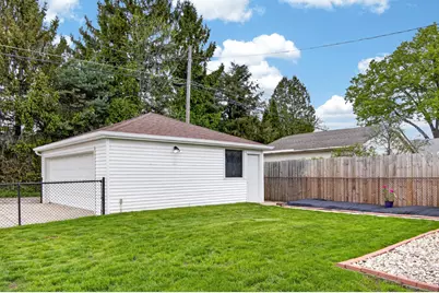2300  Geneva St, Racine, WI 53402 - Photo 6