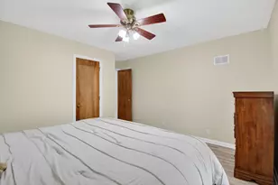 2300 Geneva St, Racine, WI 53402 - Photo 16
